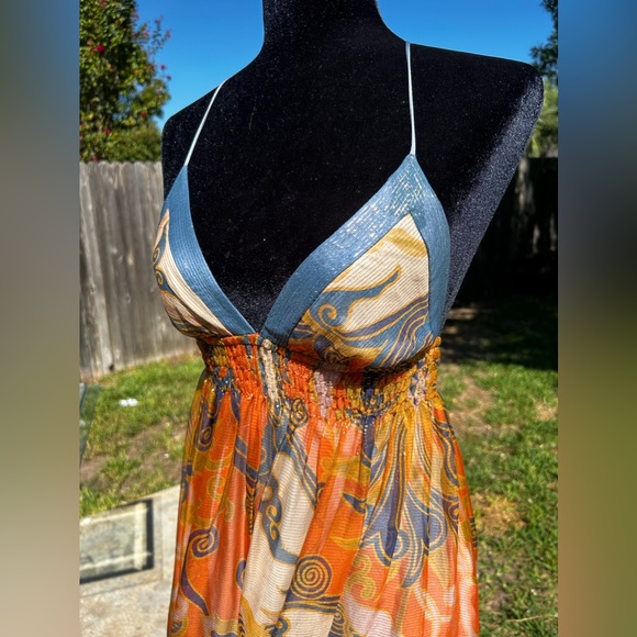 Foley Dress - Picture 4 of 7